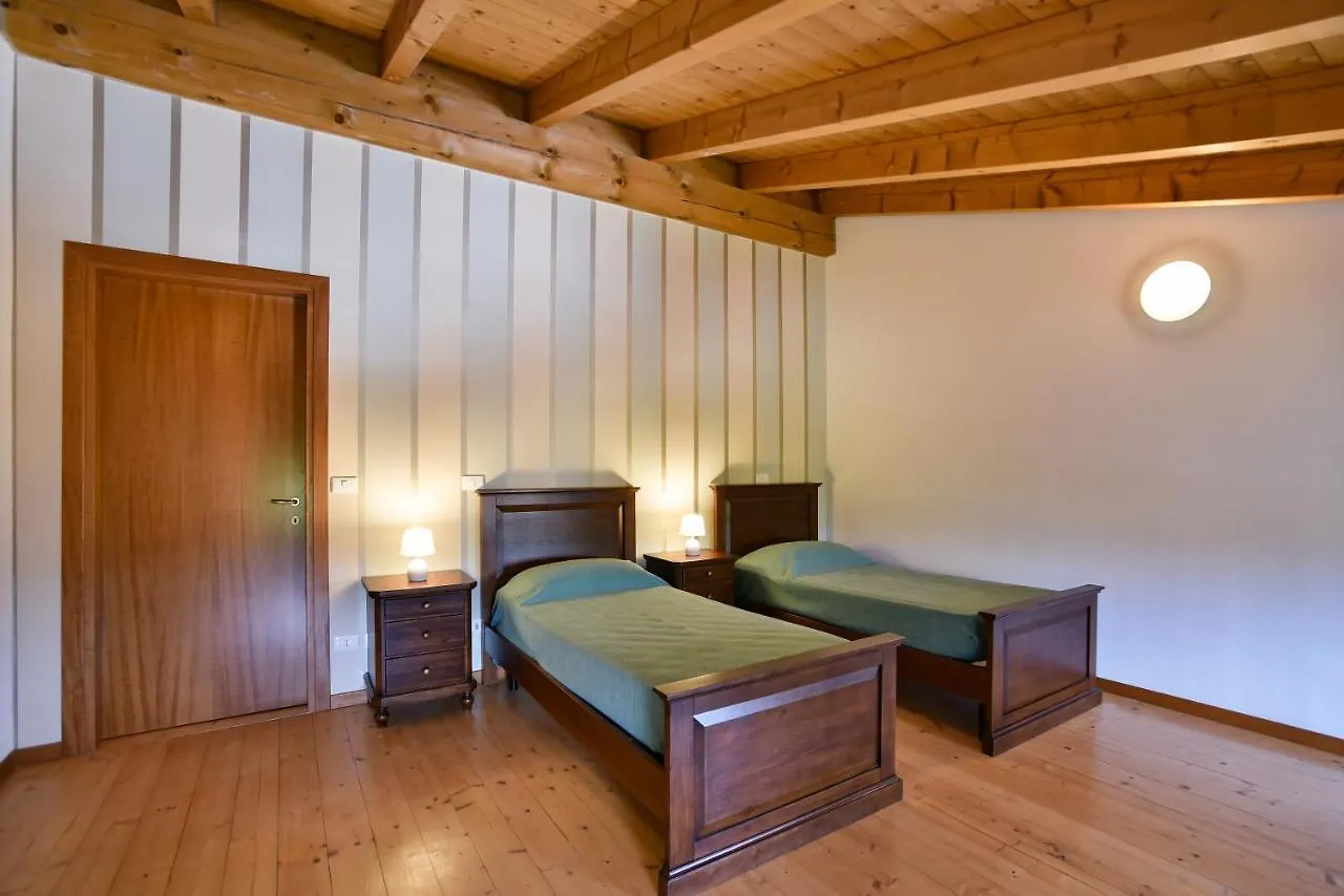 Agriturismo Colombare Teboi Lazise 0*,  Italia